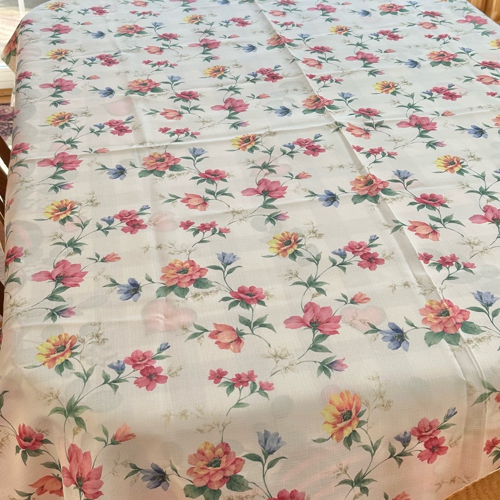 Floral Harmony Tablecloth
